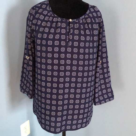 Michael Kors Tops - EUC Michael Kors Top SZ L (A237)